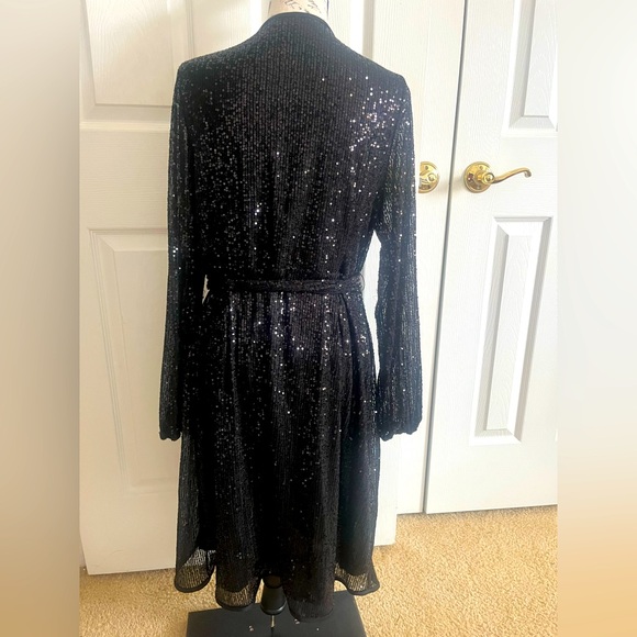 ✨Shine Bright! Forever 21 Black Sequin Wrap Party Dress - Size 0X - Long Sleeve - Picture 2 of 10
